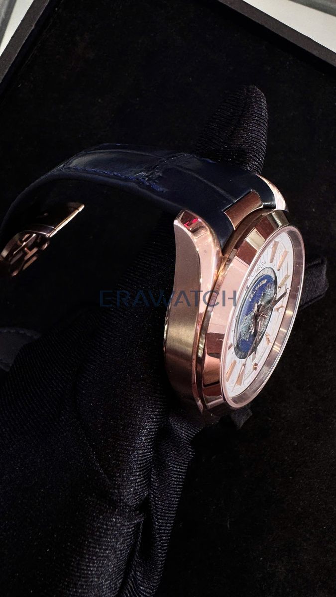 Thực hiện thay dây, đánh bóng đồng hồ Omega 8939