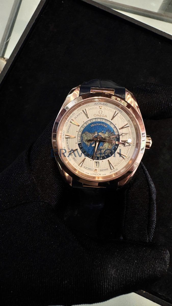 Thực hiện thay dây, đánh bóng đồng hồ Omega 8939