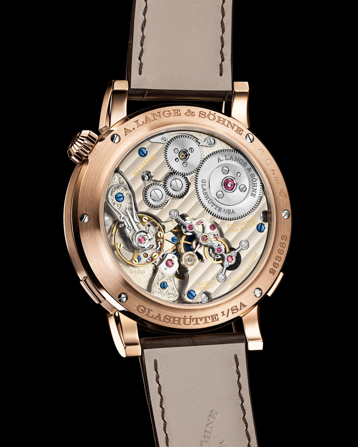 A. Lange & Söhne Zeitwerk Date nay có sẵn bằng vàng hồng