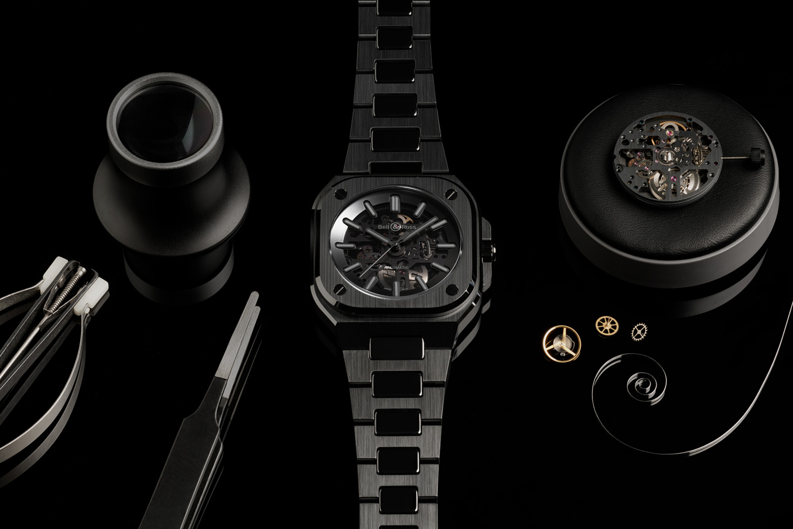 Bell & Ross ra mắt BR 05 Skeleton Phantom Ceramic