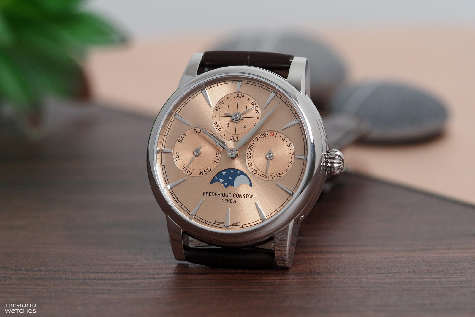 Đánh giá: Frederique Constant Classic Perpetual Calendar Manufacture