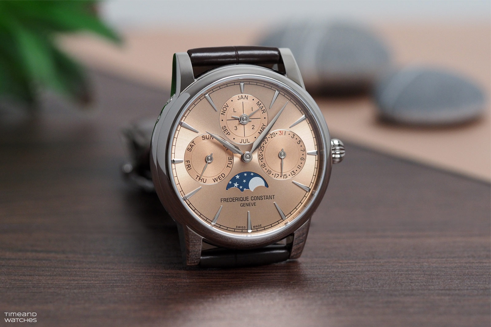 Đánh giá: Frederique Constant Classic Perpetual Calendar Manufacture