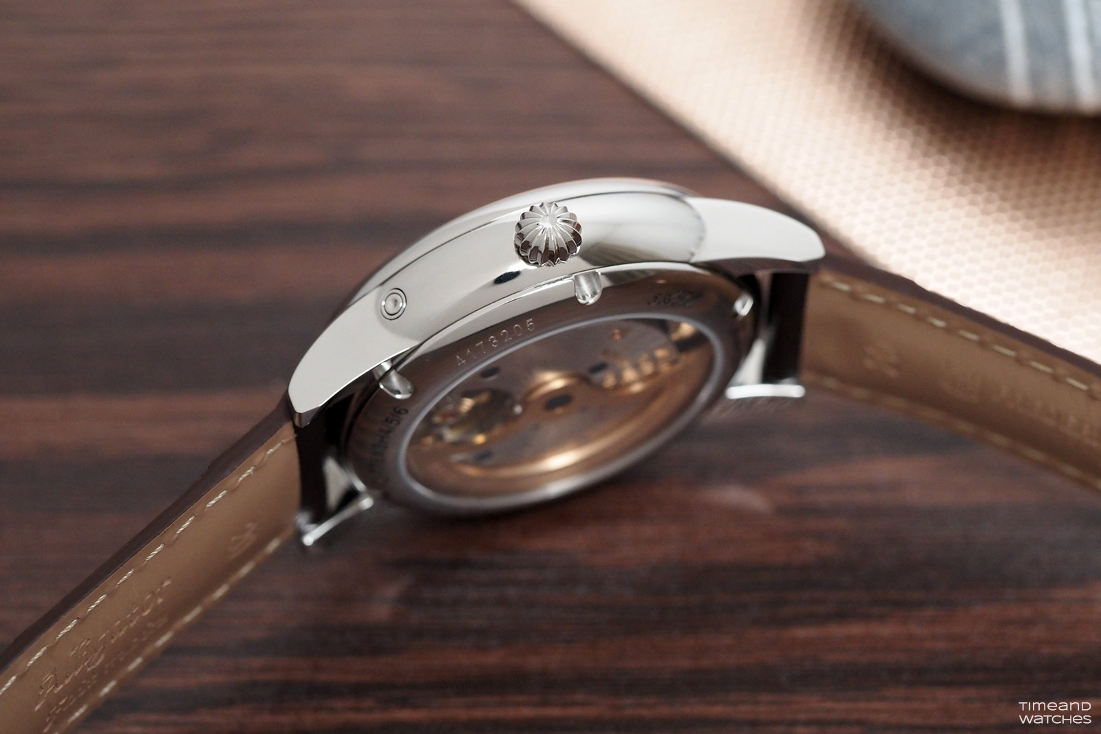 Đánh giá: Frederique Constant Classic Perpetual Calendar Manufacture