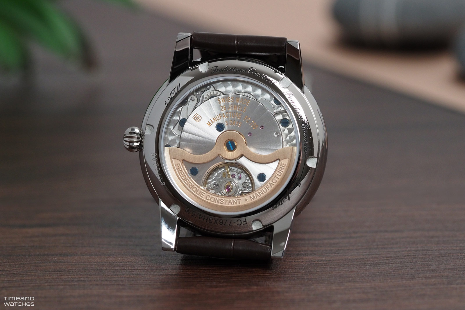 Đánh giá: Frederique Constant Classic Perpetual Calendar Manufacture