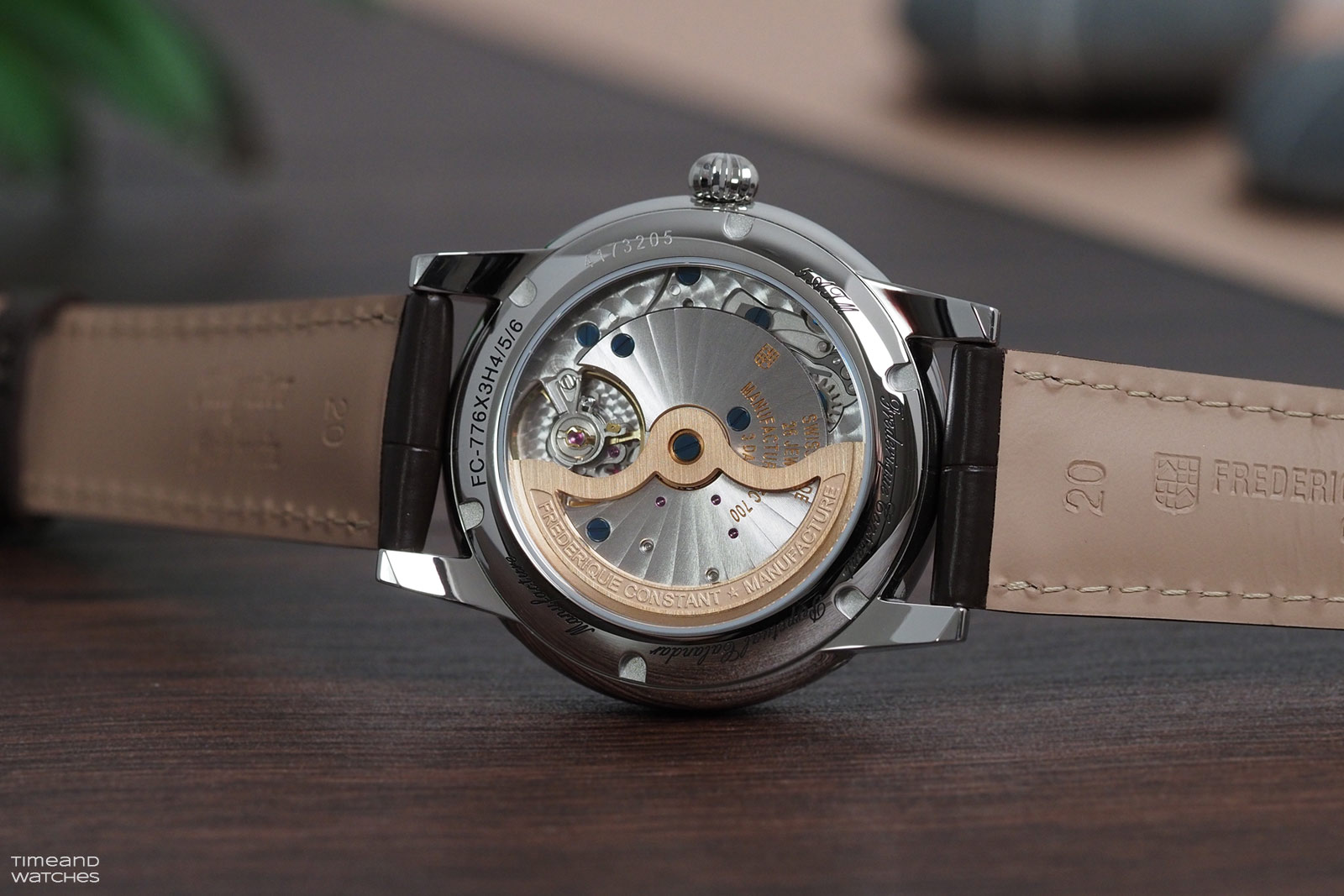Đánh giá: Frederique Constant Classic Perpetual Calendar Manufacture