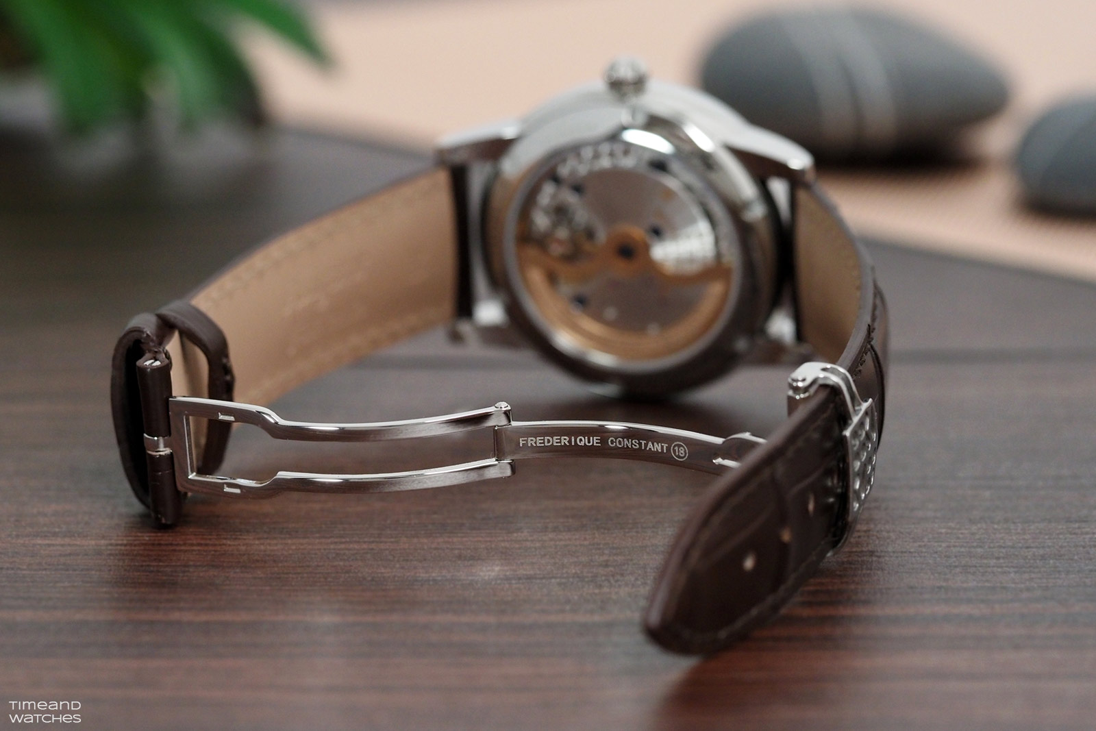 Đánh giá: Frederique Constant Classic Perpetual Calendar Manufacture