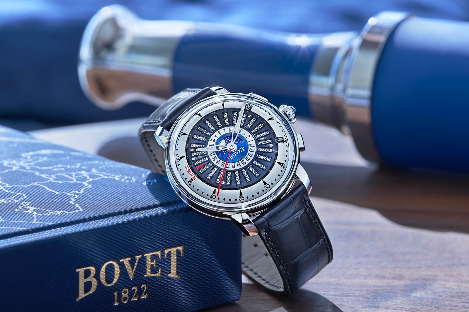 Bovet Récital 30: Hệ thống giờ thế giới dựa trên con lăn để giải quyết thay đổi giờ mùa hè (DST)