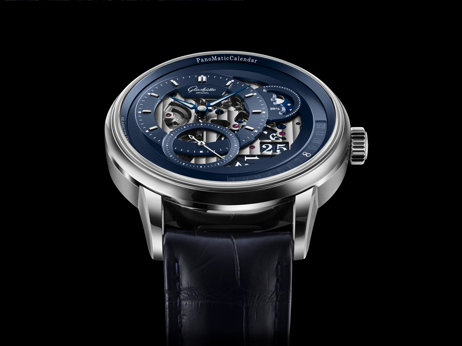 Glashütte Original ra mắt PanoMaticCalendar phiên bản giới hạn “Blue of Dawn”