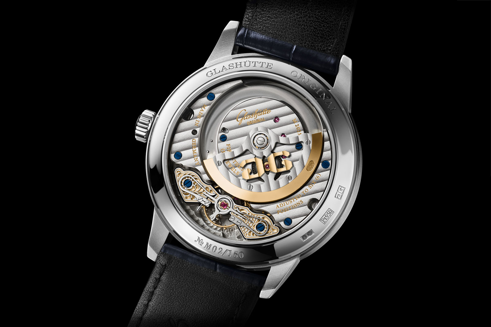 Glashütte Original ra mắt PanoMaticCalendar phiên bản giới hạn “Blue of Dawn”