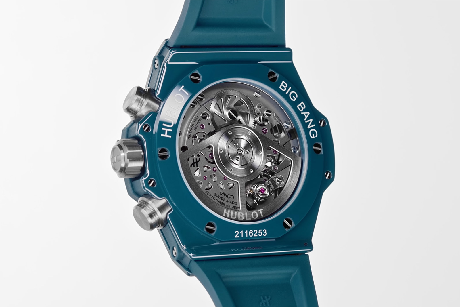 Hublot ra mắt màu Xanh Petrol Blue Ceramic trên các mẫu Big Bang Unico và Big Bang One Click Diamonds