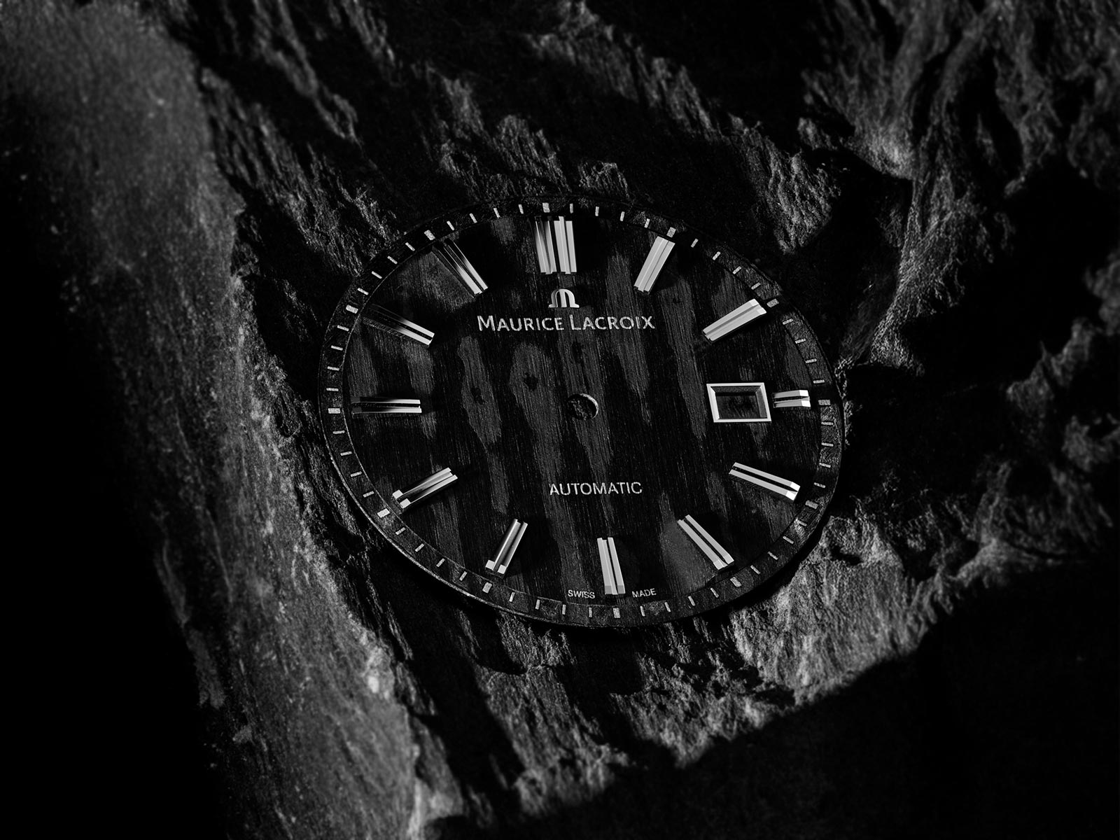 Maurice Lacroix Aikonic: bộ sưu tập đô thị mới với nghệ thuật chế tác sáng tạo