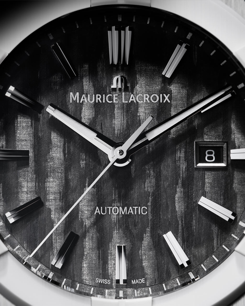 Maurice Lacroix Aikonic: bộ sưu tập đô thị mới với nghệ thuật chế tác sáng tạo