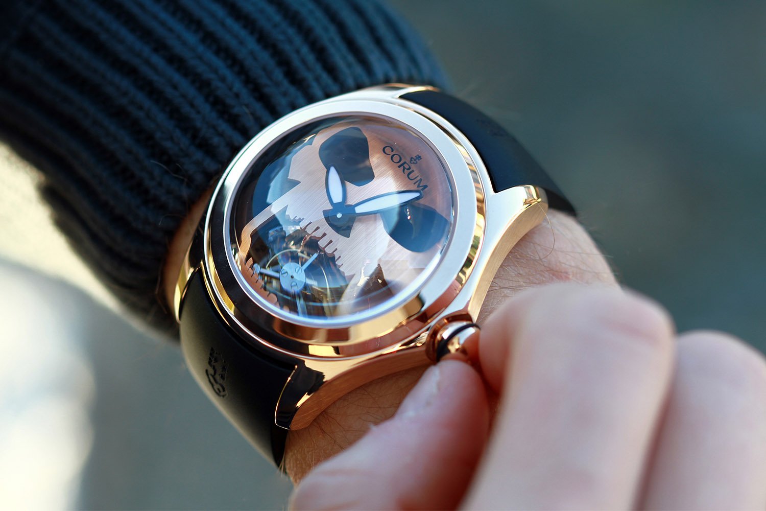 Thu mua đồng hồ Corum cũ chính hãng