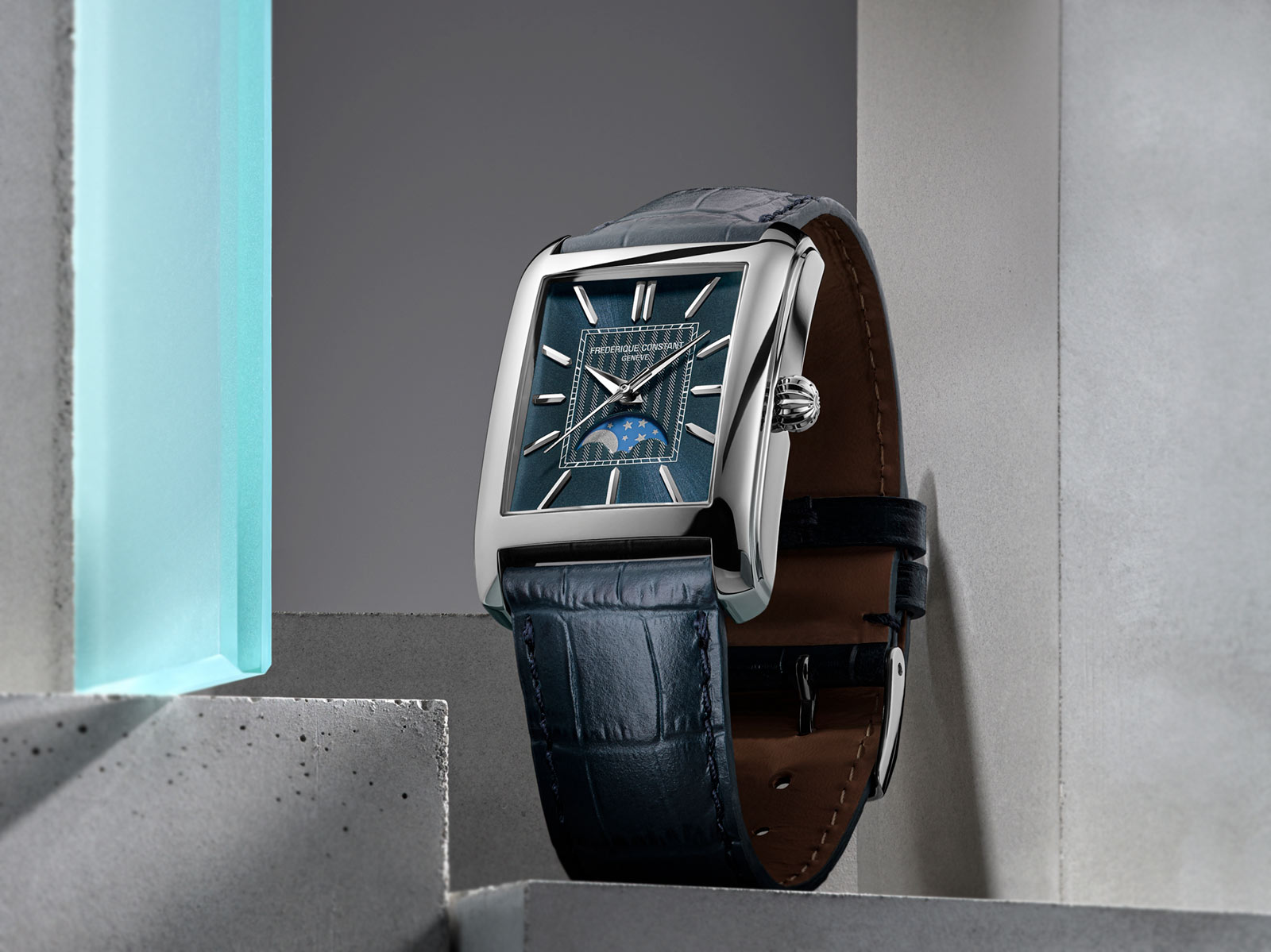 Frédérique Constant bổ sung Moonphase vào bộ sưu tập Classics Carrée của mình