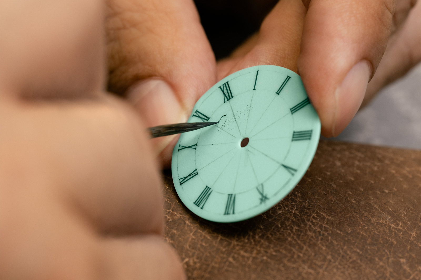 Glashütte Original Senator Meissen: ba phiên bản giới hạn mặt số bằng sứ được chế tác bằng Meissen