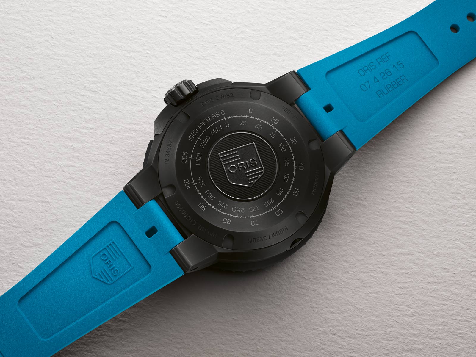 Oris ra mắt Aquis Pro 1000M với Hệ thống An toàn Xoay được cấp bằng sáng chế 6 Oris ra mắt Aquis Pro 1000M với Hệ thống An toàn Xoay được cấp bằng sáng chế