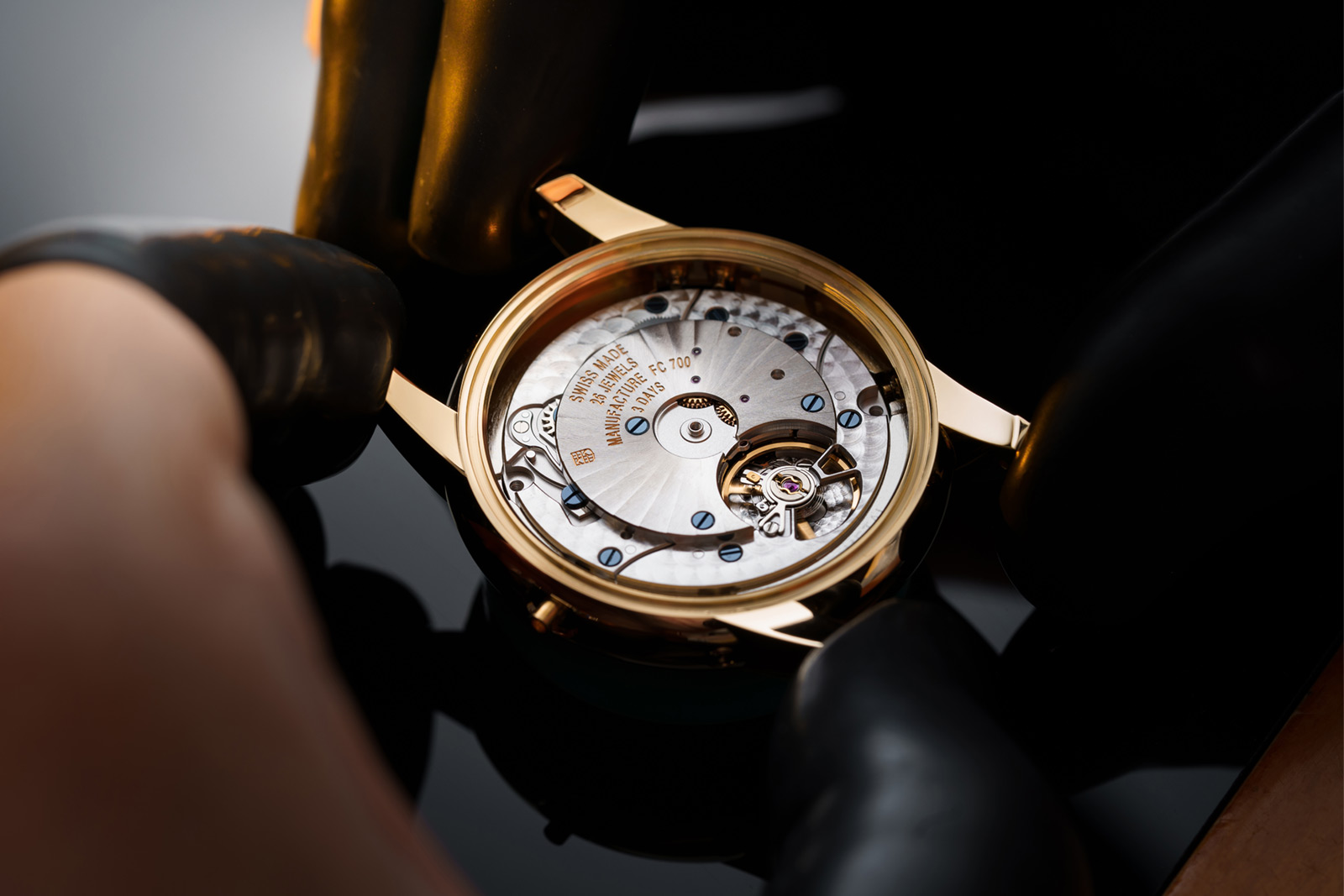 Frederique Constant giới thiệu ba phiên bản Perpetual Calendar Manufacture mới bằng thép và vàng 9 Frederique Constant Perpetual Calendar Manufacture FC-776ONB3H7