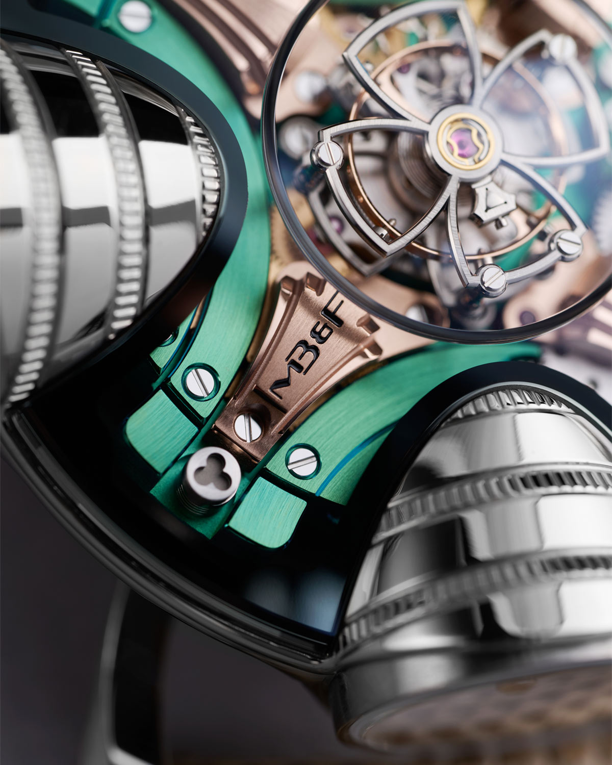 MB&F HM11 Art Deco: hai phiên bản giới hạn lấy cảm hứng từ cảnh quan thành phố những năm 1930