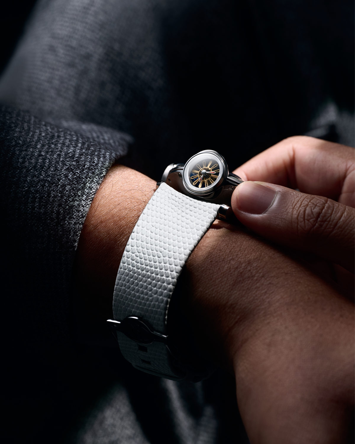 MB&F HM11 Art Deco: hai phiên bản giới hạn lấy cảm hứng từ cảnh quan thành phố những năm 1930