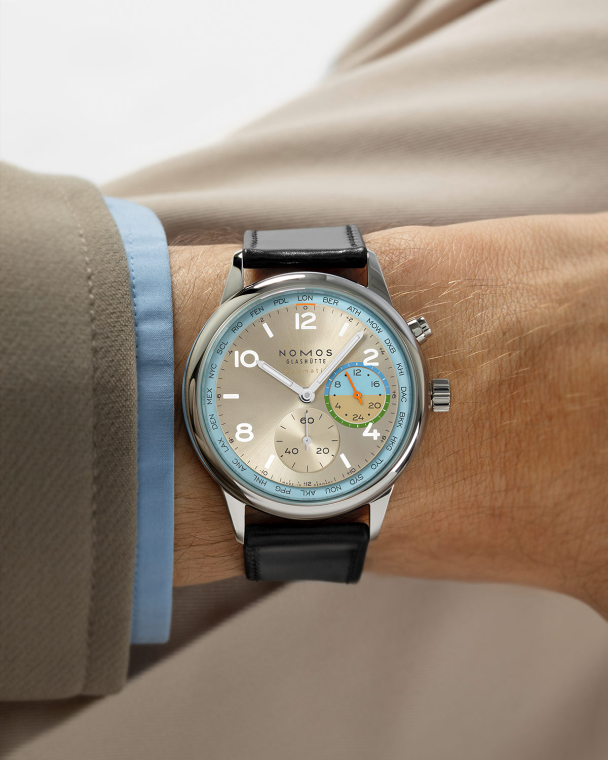 Du hành khắp thế giới cùng Nomos Glashütte: Ra mắt 2 phiên bản giới hạn Club Sport neomatik Worldtimer.