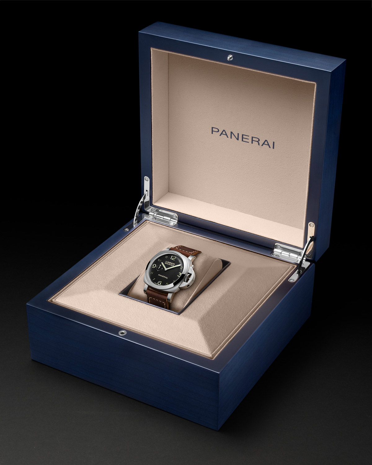 Panerai Luminor Marina PAM01759: phiên bản giới hạn mang phong cách cổ điển. 6 Panerai Luminor Marina PAM01759: phiên bản giới hạn mang phong cách cổ điển.