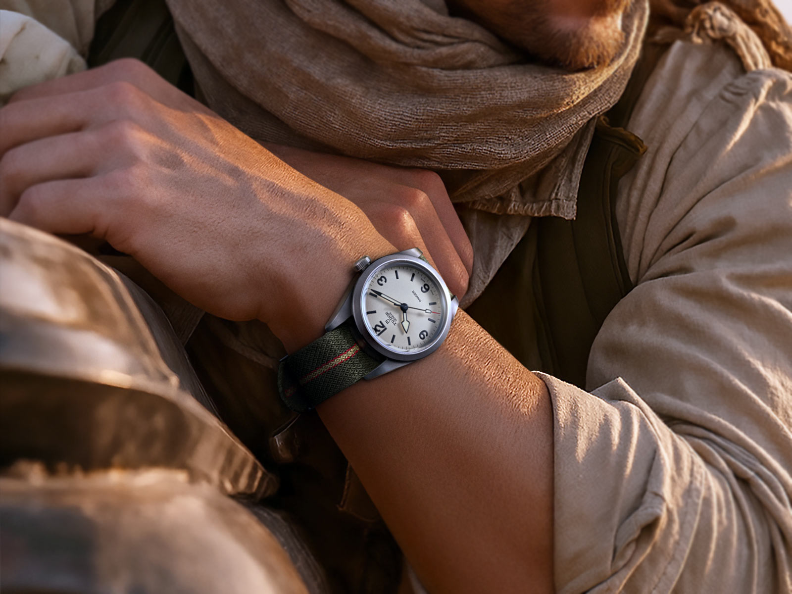 Tudor Ranger Dune trắng 36 mm