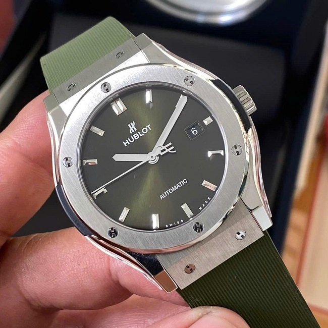 Thu mua đồng hồ Hublot Classic Fusion cũ chính hãng 2 Thu mua đồng hồ Hublot Classic Fusion cũ chính hãng