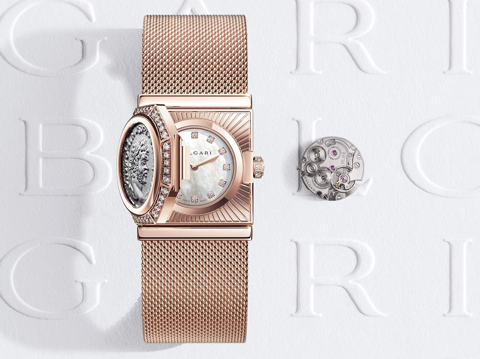 Bulgari ra mắt Maglia Milanese Monete, một chiếc đồng hồ bí mật mới kết hợp giữa đồng xu cổ và lưới Milanese