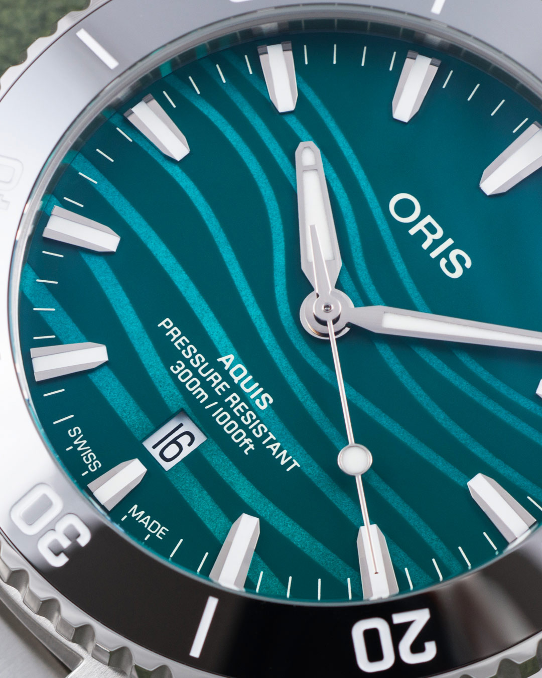 Oris Aquis Yangtze Jiangtun Limited Edition, đồng hồ lặn để bảo tồn