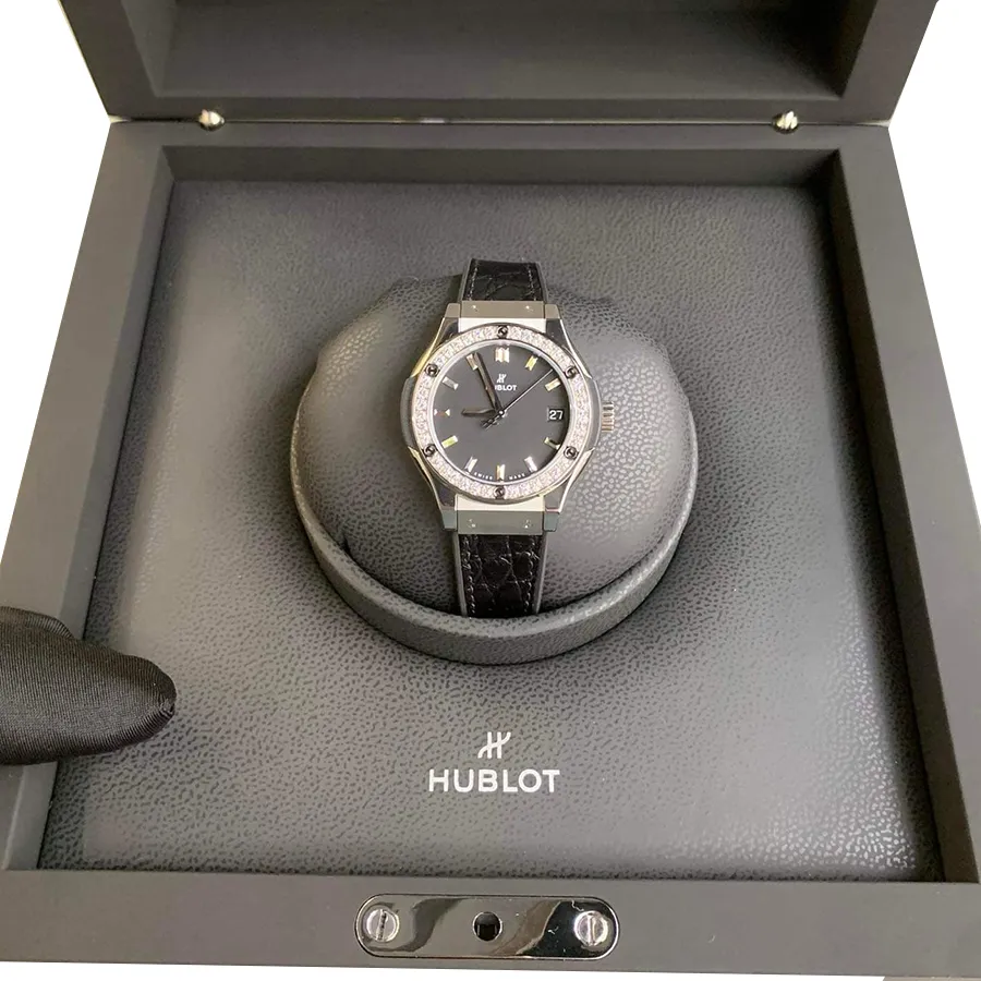 Thu mua đồng hồ Hublot Classic Fusion cũ chính hãng 1 Thu mua đồng hồ Hublot Classic Fusion cũ chính hãng