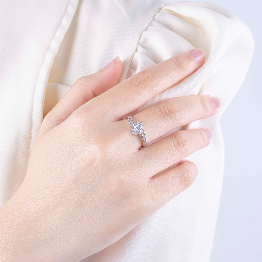 Thu mua nhẫn kim cương giá cao 4 Thu mua nhẫn kim cương giá cao