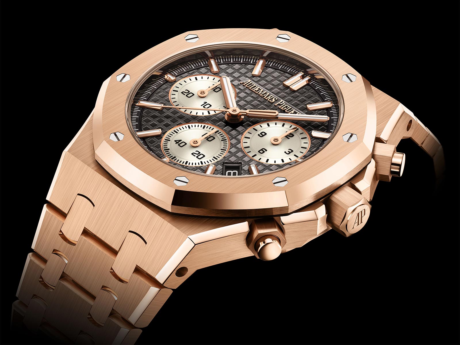 Audemars Piguet nâng cấp Royal Oak Chronograph 38 mm, trang bị Calibre 6401
