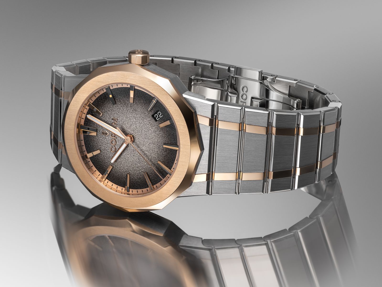 Corum Admiral: thiết kế lại hoàn toàn với vỏ mới, mặt số mới, dây đeo mới và bộ máy mới