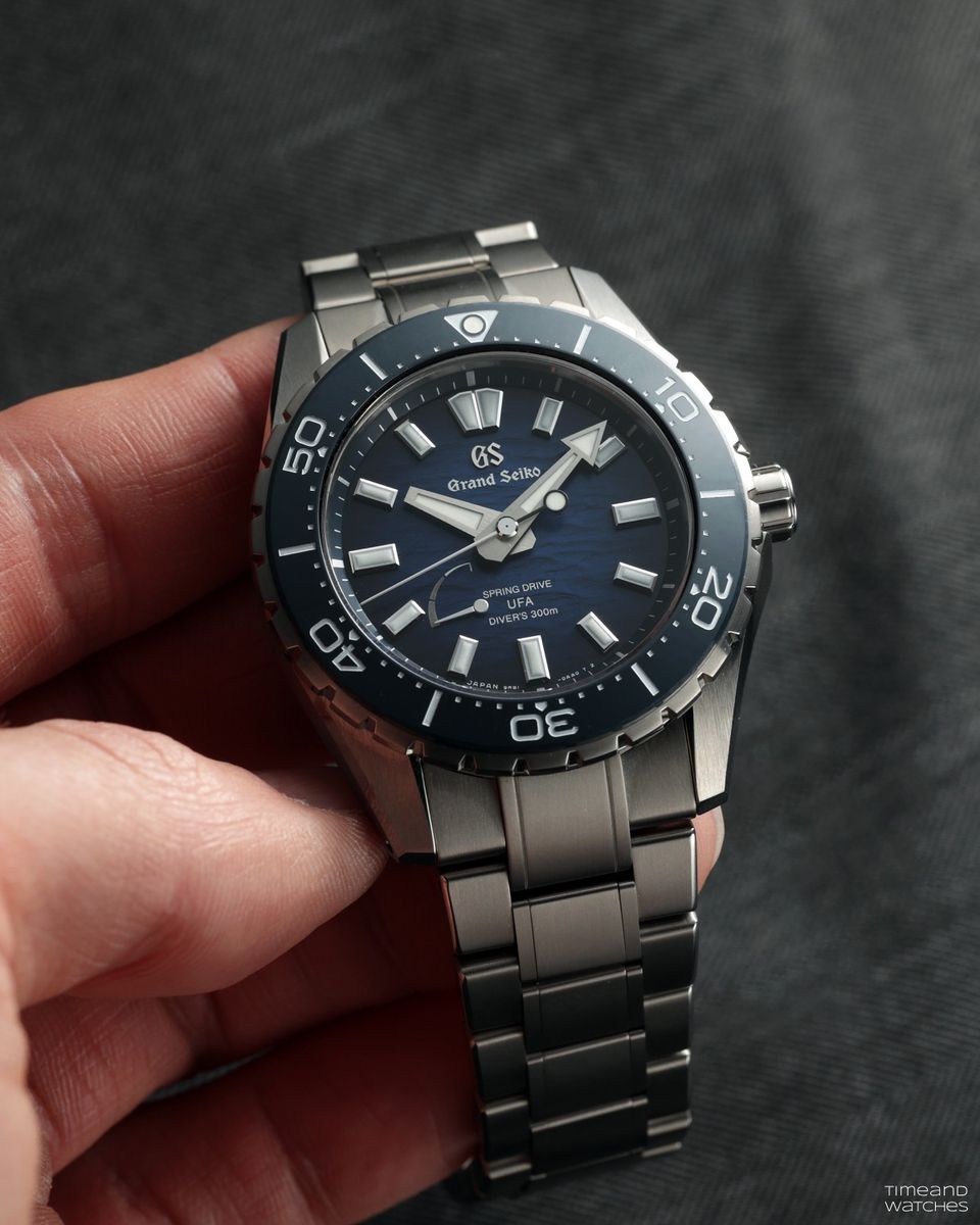 Đồng hồ Grand Seiko Spring Drive U.F.A. Ushio 300 Diver SLGB023 và SLGB025 11 Đồng hồ Grand Seiko Spring Drive U.F.A. Ushio 300 Diver SLGB023 và SLGB025
