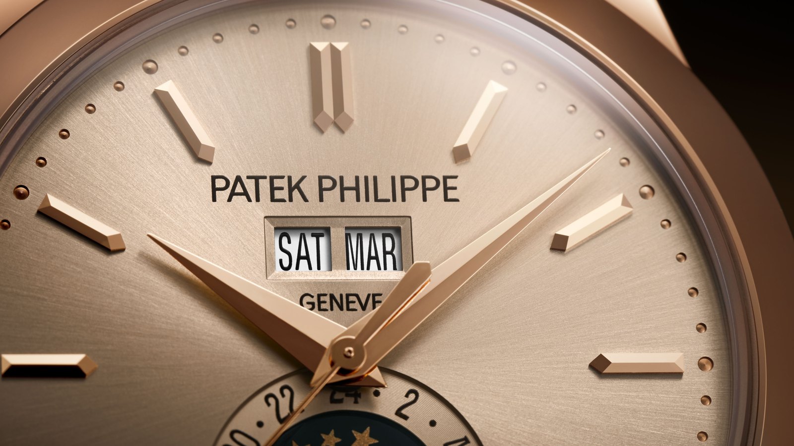 Patek Philippe Ref. 5396R-016 Lịch Thường Niên & Pha Mặt Trăng