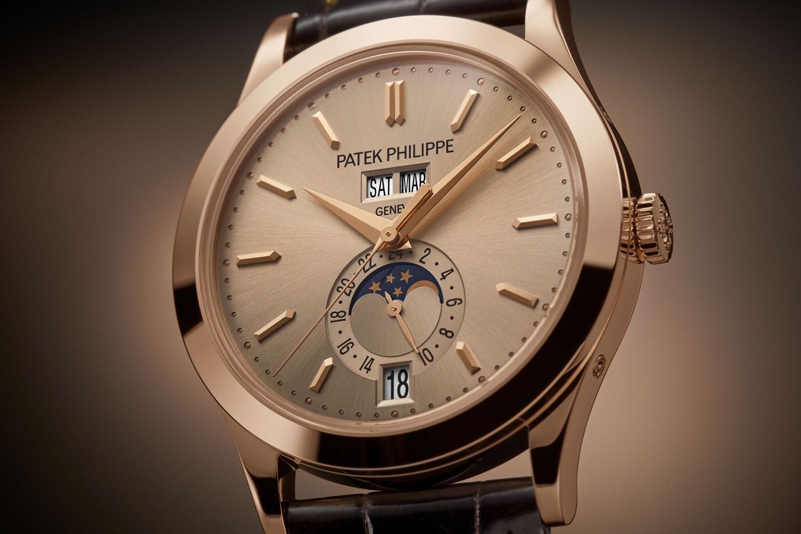 Patek Philippe Ref. 5396R-016 Lịch Thường Niên & Pha Mặt Trăng