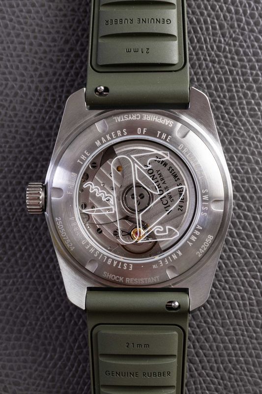 Trên tay đồng hồ Victorinox Concept One – Automatic hoặc Solar Quartz
