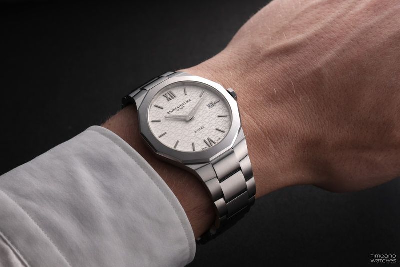 Baume & Mercier Riviera 73: Tái hiện tinh thần 1973 trong 3 mẫu mới