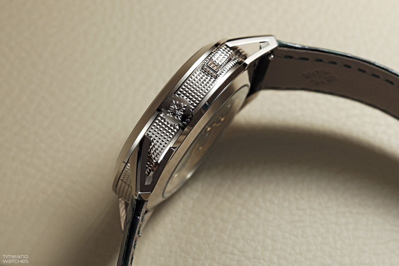 Patek Philippe Calatrava Alarm Ref. 5322G với chức năng báo thức 24 giờ sử dụng gong truyền thống 7 Patek Philippe Calatrava Alarm Ref. 5322G với chức năng báo thức 24 giờ sử dụng gong truyền thống