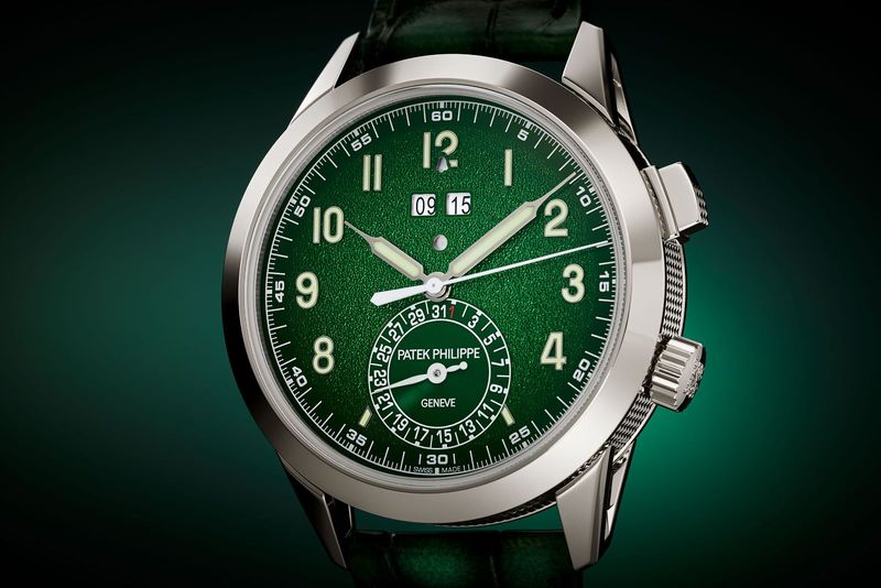 Patek Philippe Calatrava Alarm Ref. 5322G với chức năng báo thức 24 giờ sử dụng gong truyền thống 6 Patek Philippe Calatrava Alarm Ref. 5322G với chức năng báo thức 24 giờ sử dụng gong truyền thống