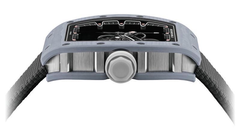 Đồng hồ Richard Mille RM 55-01 lên dây cót thủ công với bộ máy siêu nhẹ RMUL4 mới.