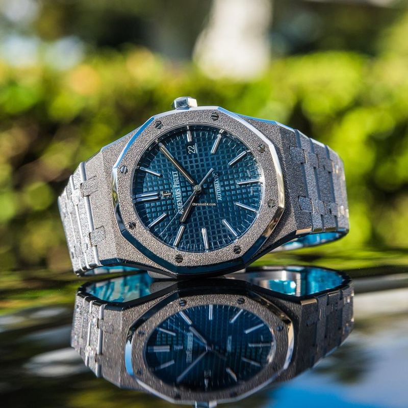 Thu mua đồng hồ Audemars Piguet cũ: Những điều cần biết trước khi bán để không bị ép giá