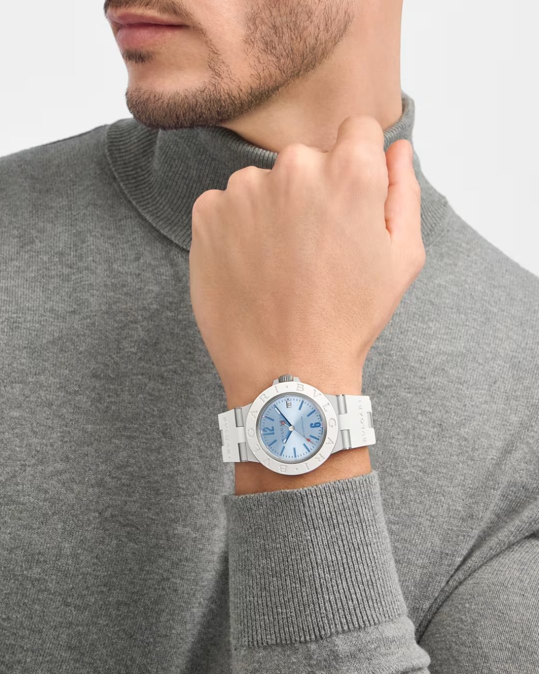 Bulgari mở rộng bộ sưu tập Aluminium với hai phiên bản mới cho mùa hè 7 Bulgari 2026 Bvlgari Bvlgari Aluminium Blue 104309 012