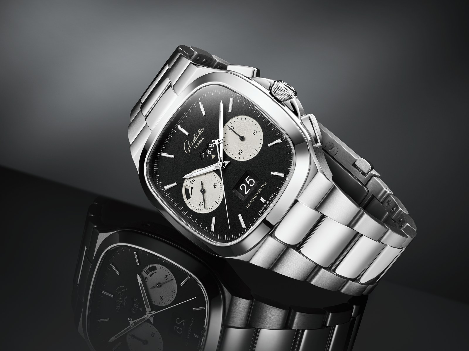 Glashütte Original Seventies Chronograph XV: Tông màu đen và bạc cho phiên bản giới hạn khu vực