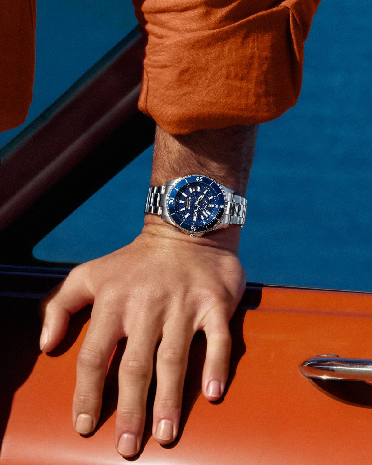 Mido Ocean Star 200 41 mm ra mắt mặt số xanh mới