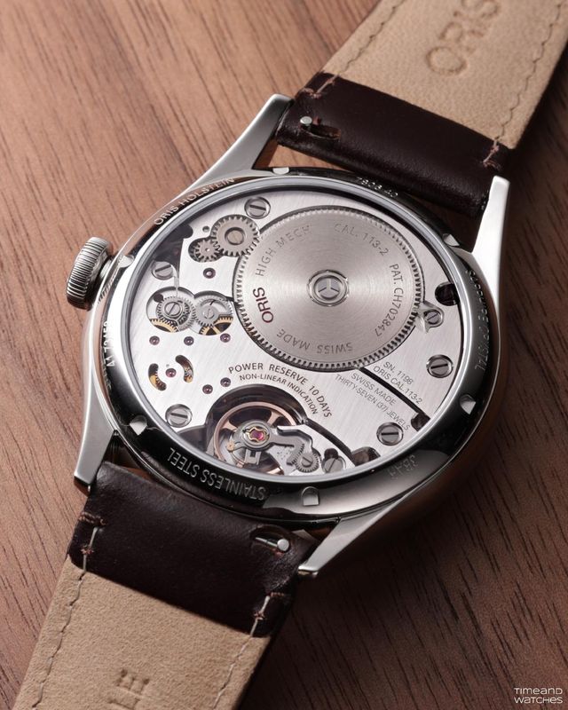 Oris Artelier Calibre 113: Bộ máy trữ cót 10 ngày cùng lịch doanh nhân 2 Oris Artelier Calibre 113: Bộ máy trữ cót 10 ngày cùng lịch doanh nhân