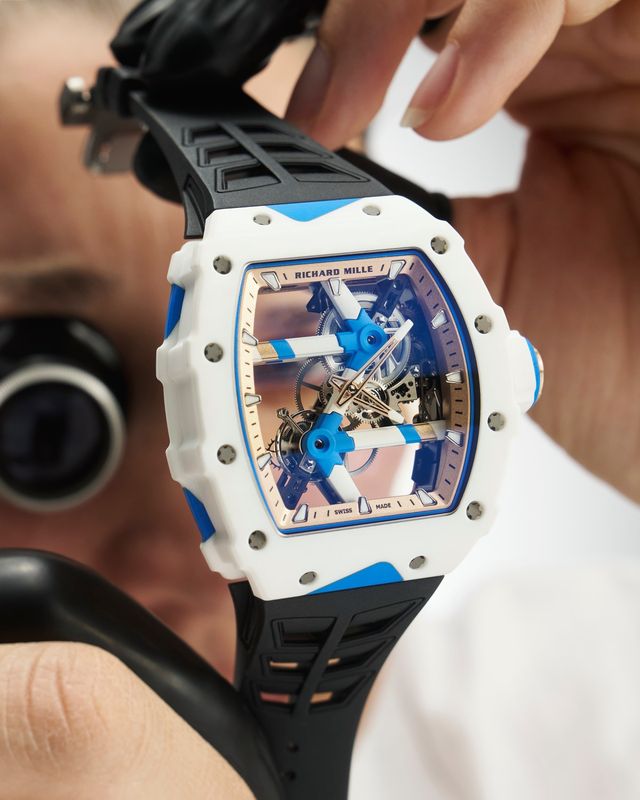 Richard Mille RM 64-01 Tourbillon Colnago tôn vinh tinh hoa kỹ thuật xe đạp Ý