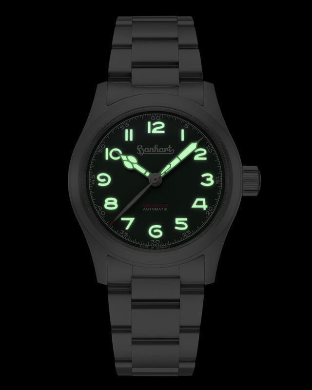 Hanhart Preventor HD12 36mm Black Forest Green: Phiên bản MAD dành cho các nhà sưu tập đồng hồ