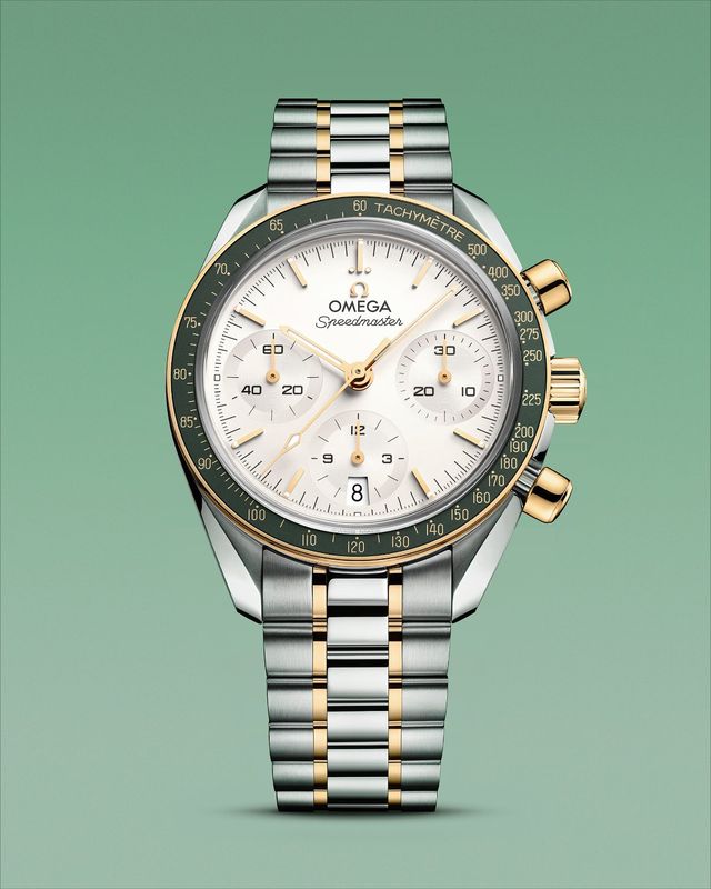 Omega Speedmaster 38 mm tiệm cận DNA kinh điển của Moonwatch