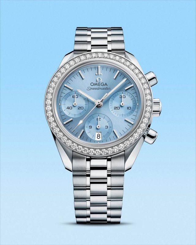Omega Speedmaster 38 mm tiệm cận DNA kinh điển của Moonwatch